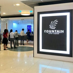Long queues at Fountain Money Changer